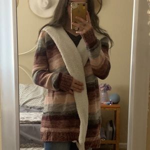 Cardigan with fleece lining